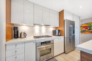 Photo 2: 303 1005 BEACH Avenue in Vancouver: West End VW Condo for sale in "THE ALVAR" (Vancouver West)  : MLS®# R2749209