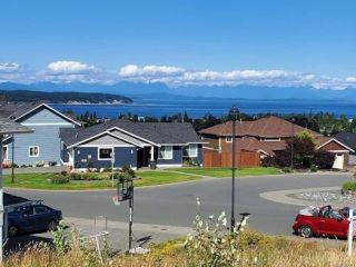 Photo 1: 2784 Penfield Rd in CAMPBELL RIVER: CR Willow Point Land for sale (Campbell River)  : MLS®# 843889