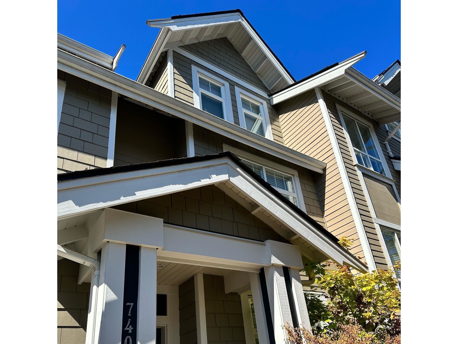 Main Photo: 7405 COLUMBIA Street in Vancouver: South Cambie Townhouse for sale (Vancouver West)  : MLS®# R2796539