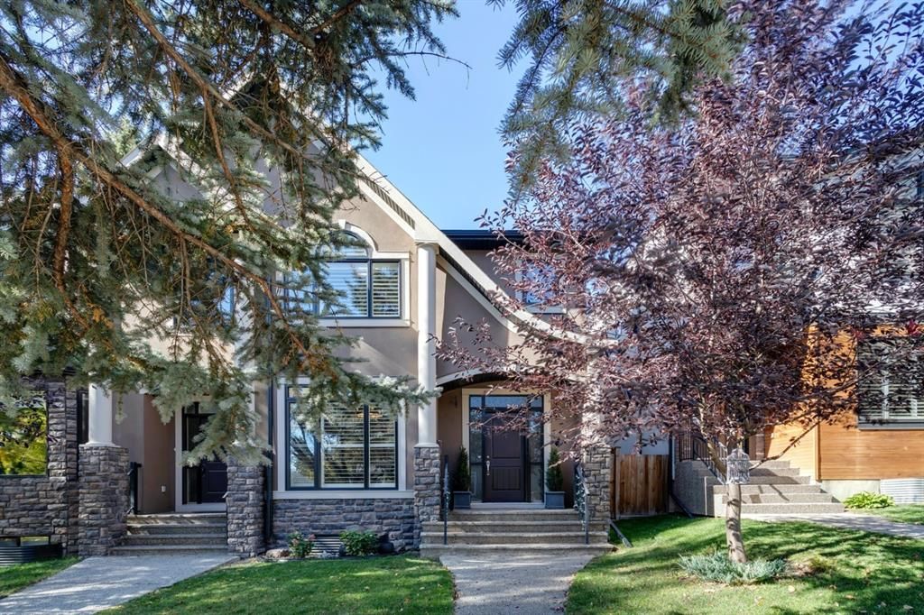 Main Photo: 915 35 Street NW in Calgary: Parkdale Semi Detached for sale : MLS®# A1146678