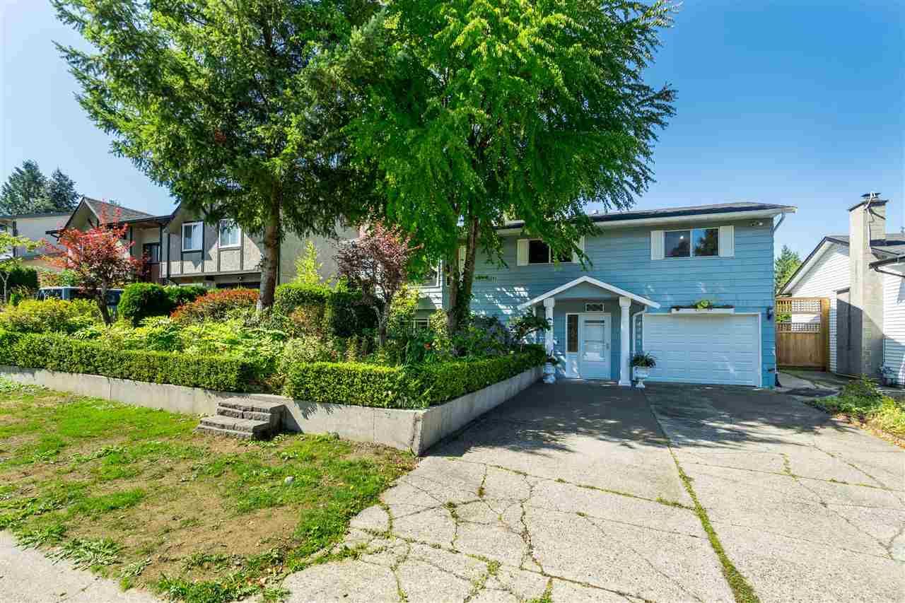 Main Photo: 4987 197A STREET in : Langley City House for sale : MLS®# R2399367