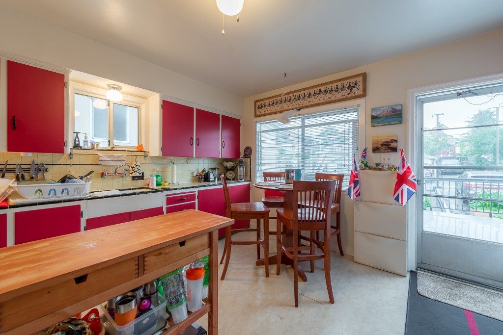 Photo 6: Photos: 4306 BEATRICE ST in VANCOUVER: Victoria VE House for sale (Vancouver East)  : MLS®# R2095699