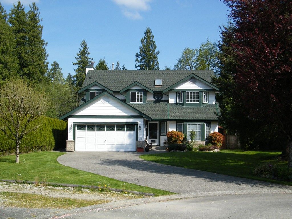 Main Photo: 20833 95A Avenue in Langley: Walnut Grove House for sale : MLS®# F1439182