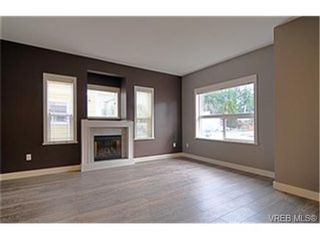 Photo 2:  in VICTORIA: La Langford Proper Row/Townhouse for sale (Langford)  : MLS®# 460649