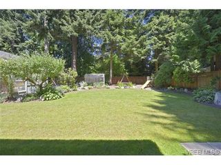 Photo 3: 760 Piedmont Dr in VICTORIA: SE Cordova Bay House for sale (Saanich East)  : MLS®# 676394