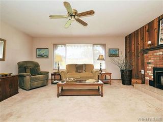 Photo 7: 2119 Redwing Pl in SIDNEY: Si Sidney South-West House for sale (Sidney)  : MLS®# 644053