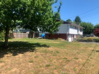 Photo 2: 1101 21st St in Courtenay: CV Courtenay City House for sale (Comox Valley)  : MLS®# 881454