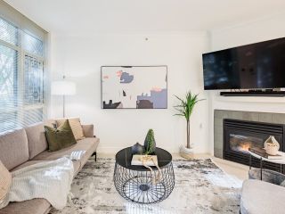Photo 9: 100 1068 HORNBY Street in Vancouver: Downtown VW Townhouse for sale in "The Canadian at Wall Centre" (Vancouver West)  : MLS®# R2762138