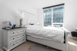 Photo 10: 1558 38 SMITHE Street in Vancouver: Downtown VW Condo for sale in "ONE PACIFIC" (Vancouver West)  : MLS®# R2815367