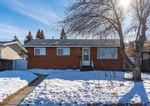 Main Photo: 351 94 Avenue SE in Calgary: Acadia Detached for sale : MLS®# A2026418