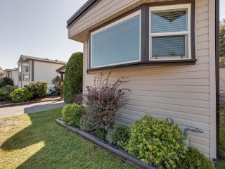 Photo 2: 36 31313 LIVINGSTONE Avenue in Abbotsford: Abbotsford West Manufactured Home for sale in "Paradise Park" : MLS®# R2815274