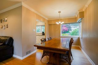 Photo 5: 4653 CEDARCREST Avenue in North Vancouver: Canyon Heights NV House for sale : MLS®# R2628774