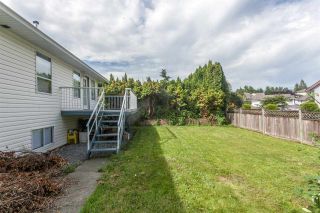Photo 3: 8136 FORBES Street in Mission: Mission BC House for sale : MLS®# R2096538