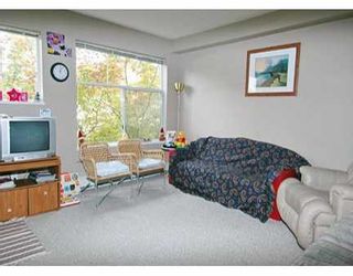 Photo 2: 20561 113TH Ave in Maple Ridge: Southwest Maple Ridge Condo for sale in "WARESLEY PLACE" : MLS®# V614452