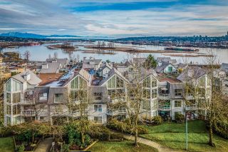Main Photo: 308 68 RICHMOND Street in New Westminster: Fraserview NW Condo for sale in "GATEHOUSE PLACE" : MLS®# R2643792