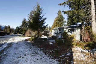 Photo 10: 2553 LOMOND Way in Squamish: Garibaldi Highlands House for sale : MLS®# R2339382