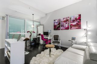 Photo 4: 10 ATHLETES WAY in Vancouver: False Creek Condo for sale (Vancouver West)  : MLS®# R2026611