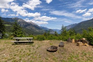 Main Photo: 9840 ANDERSON Place in Pemberton: Devine House for sale : MLS®# R2850597