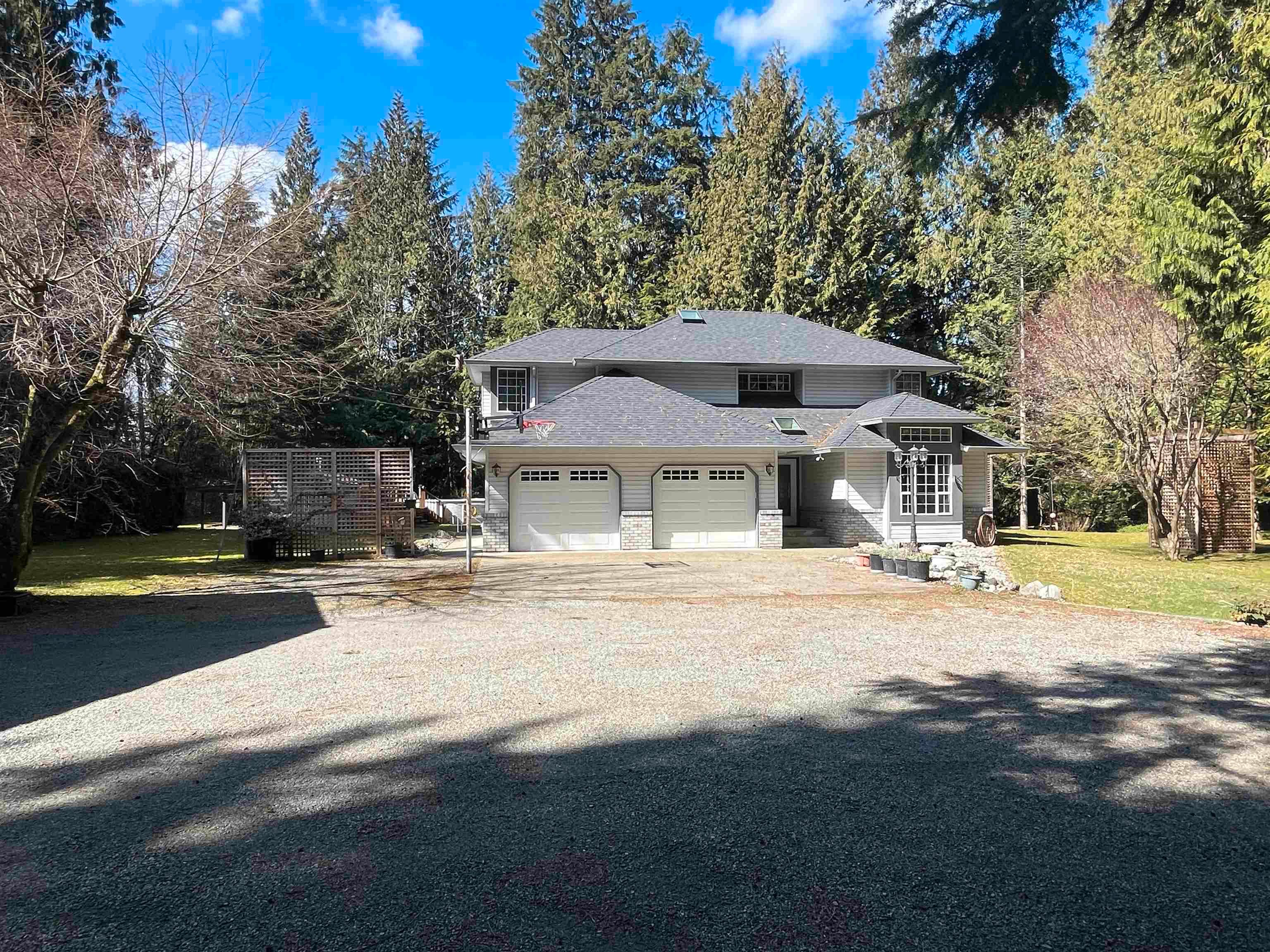 Main Photo: 8867 EMIRY Street in Mission: Mission BC House for sale in "Emiry Estates" : MLS®# R2758794