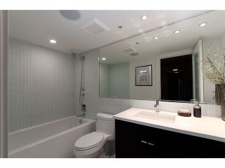 Photo 8: 1101 1405 W 12TH Avenue in Vancouver: Fairview VW Condo for sale in "THE WARRENTON" (Vancouver West)  : MLS®# V915590