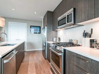 Photo 4: 1602 9060 UNIVERSITY Crescent in Burnaby: Simon Fraser Univer. Condo for sale (Burnaby North)  : MLS®# R2428248