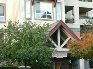 Photo 10: 150 W 22ND Street in North Vancouver: Central Lonsdale Condo for sale in "THE SIERRA" : MLS®# V620269