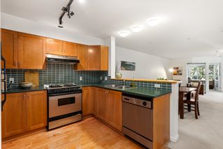 Photo 10: 103 2161 W 12TH Avenue in Vancouver: Kitsilano Condo for sale in "The Carlings" (Vancouver West)  : MLS®# R2874660