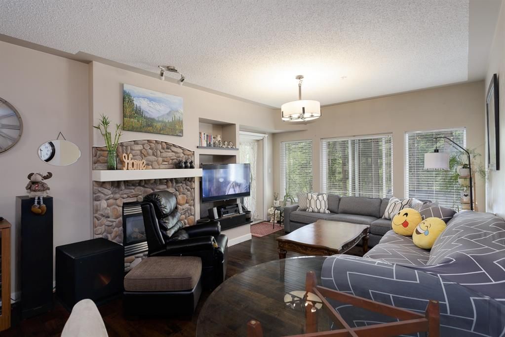 Main Photo: 126 10 Discovery Ridge Close SW in Calgary: Discovery Ridge Apartment for sale : MLS®# A1226109