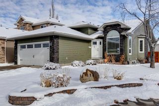 Photo 2: 112 Sunlake Circle SE in Calgary: Sundance Detached for sale : MLS®# A1182136