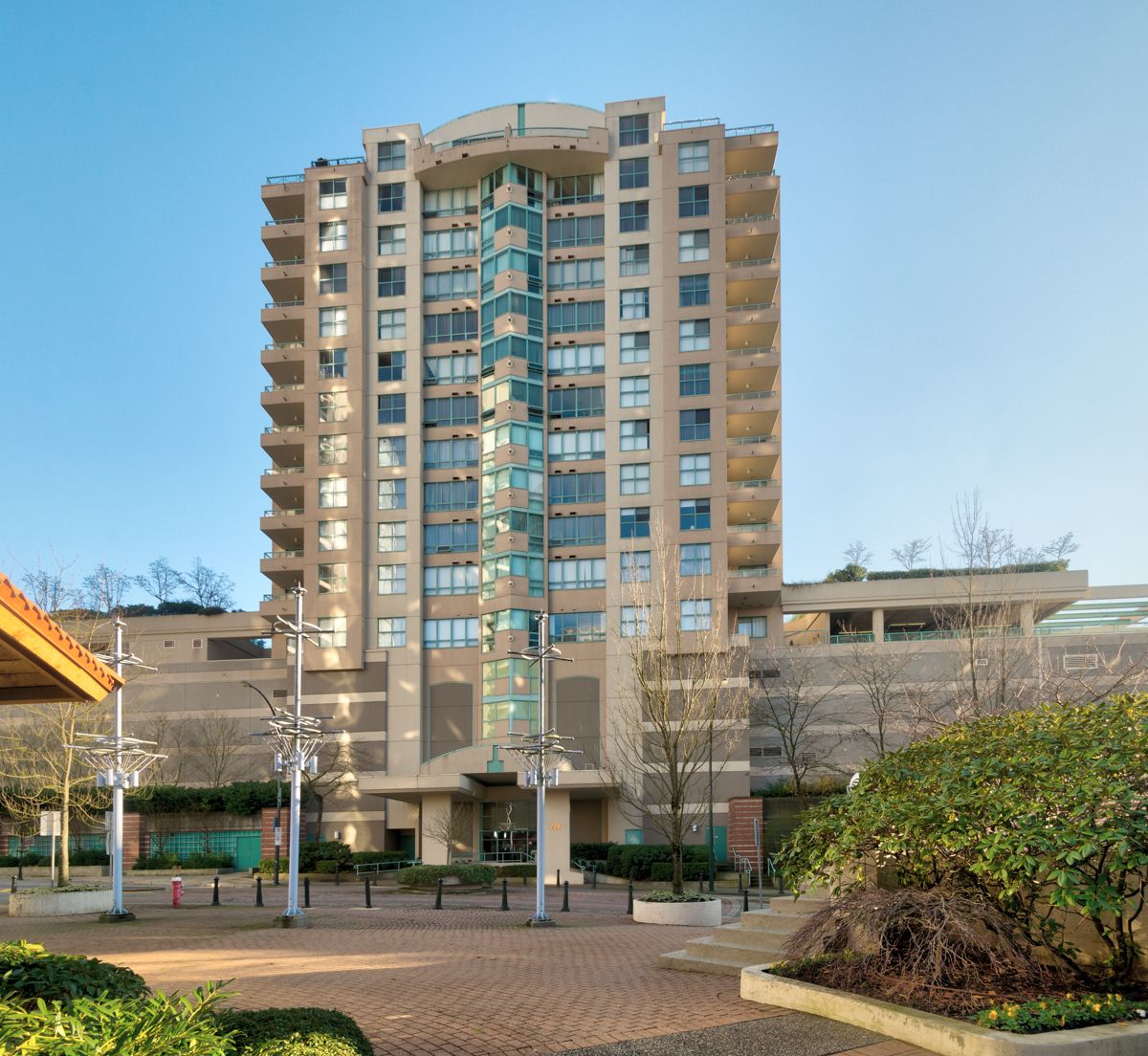 Photo 38: Photos: 804 728 PRINCESS Street in New Westminster: Uptown NW Condo for sale in "PRINCESS TOWER" : MLS®# R2226456