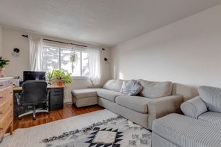 Photo 4: 3714 Dover Ridge Drive SE in Calgary: Dover Detached for sale : MLS®# A1193488