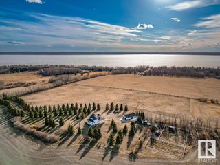 Photo 1: 1250 Twp Rd 473 A: Rural Leduc County House for sale : MLS®# E4382111