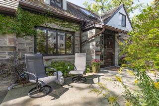 Photo 4: 68 Armadale Avenue in Toronto: High Park-Swansea House (1 1/2 Storey) for sale (Toronto W01)  : MLS®# W5402738