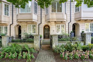 Main Photo: 928 W 13TH Avenue in Vancouver: Fairview VW Townhouse for sale in "The Brownstone" (Vancouver West)  : MLS®# R2827724