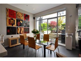 Photo 2: 205 1750 W 3RD Avenue in Vancouver: False Creek Townhouse for sale in "DWELLINGS ON THIRD" (Vancouver West)  : MLS®# V896891