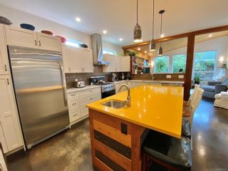 Photo 7: 654 Yew Wood Rd in Tofino: PA Tofino House for sale (Port Alberni)  : MLS®# 917761