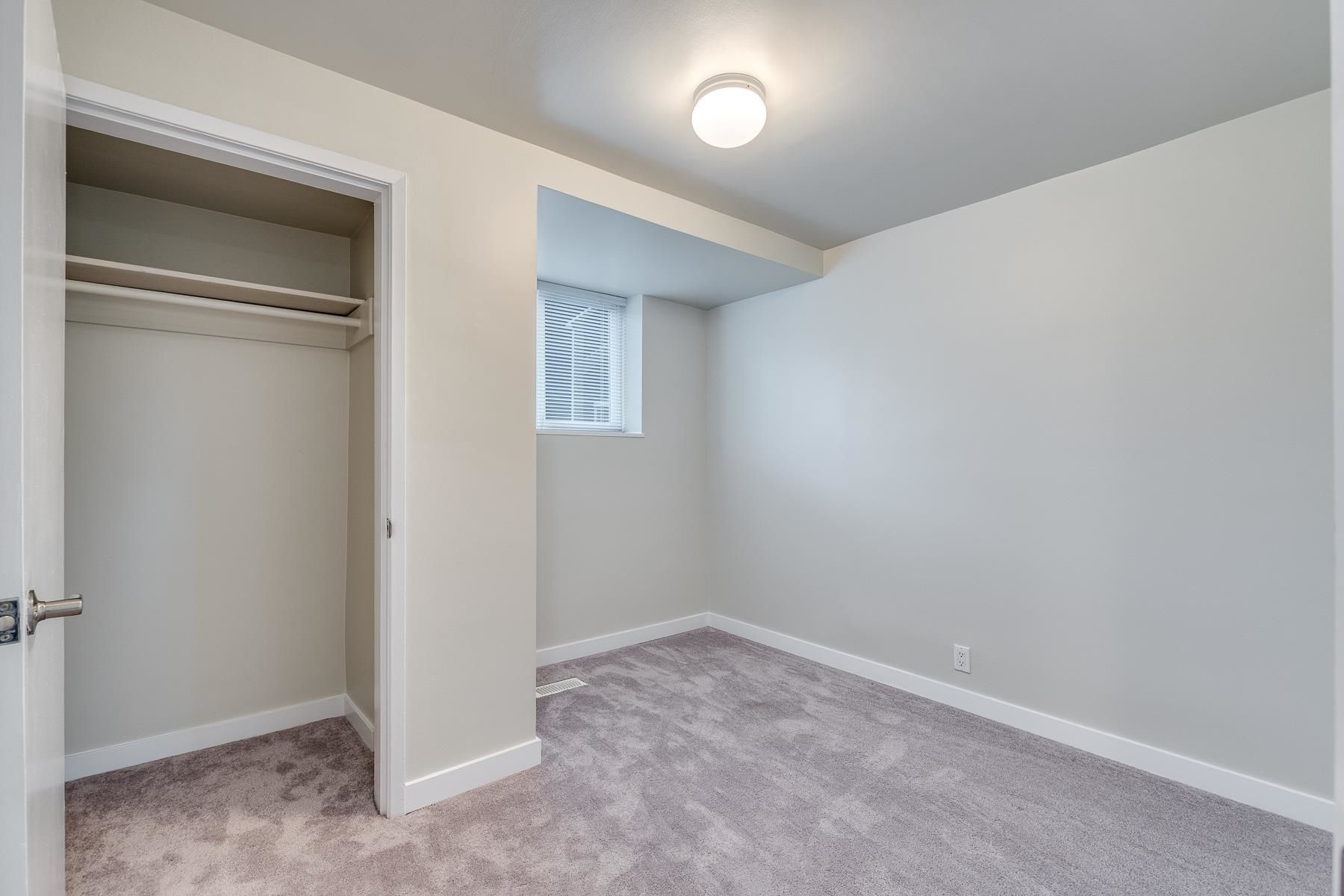 Photo 16: Photos: 707 THIRTEENTH Street in New Westminster: West End NW Triplex for sale : MLS®# R2637008