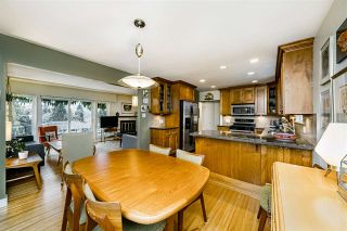 Photo 10: 933 KINSAC Street in Coquitlam: Coquitlam West House for sale : MLS®# R2518051