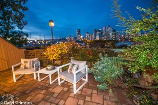 Photo 19: 1006 IRONWORK PASSAGE in Vancouver: False Creek Townhouse for sale in "Marine Mews" (Vancouver West)  : MLS®# R2420267