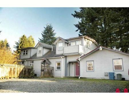 Main Photo: 2771 STATION RD in Abbotsford: House for sale : MLS®# F2832842