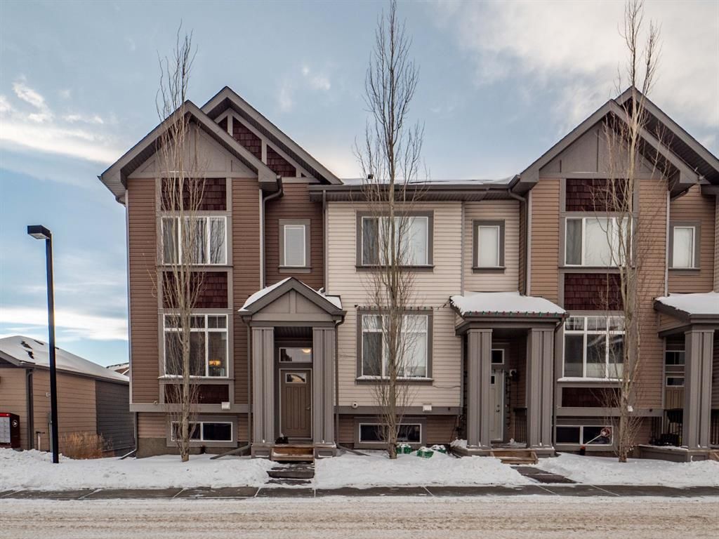 Main Photo: 113 Copperpond Row SE in Calgary: Copperfield Row/Townhouse for sale : MLS®# A1171486
