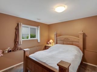 Photo 23: 2211 Ardwell Ave in Sidney: Si Sidney North-East House for sale : MLS®# 903061