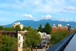 Photo 2: PH2 1477 W 15TH Avenue in Vancouver: Fairview VW Condo for sale in "Shaughnessy Mansions" (Vancouver West)  : MLS®# R2804190