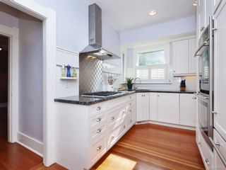 Photo 7: 1225 Queens Ave in Victoria: Vi Fernwood House for sale : MLS®# 707576