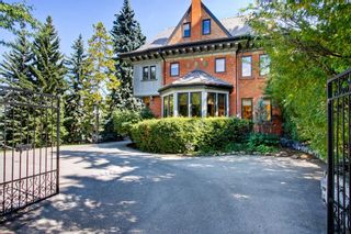Photo 4: 717 Royal Avenue SW in Calgary: Upper Mount Royal Detached for sale : MLS®# A2124982