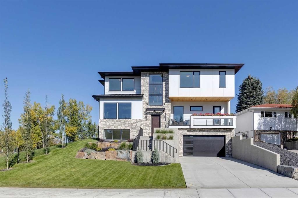 Main Photo: 4559 Stanley Drive SW in Calgary: Elboya Detached for sale : MLS®# A2081123