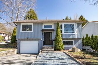 Main Photo: 6726 140A Street in Surrey: East Newton House for sale : MLS®# R2391675