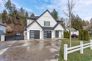 Photo 1: 47529 YALE Road in Chilliwack: Little Mountain House for sale : MLS®# R2852924