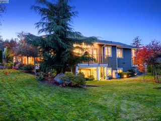 Photo 36: 6437 Fox Glove Terr in VICTORIA: CS Tanner House for sale (Central Saanich)  : MLS®# 801370