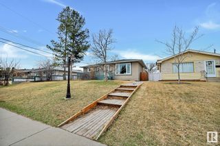 Photo 2: 8814 159A St in Edmonton: Zone 22 House for sale : MLS®# E4384452